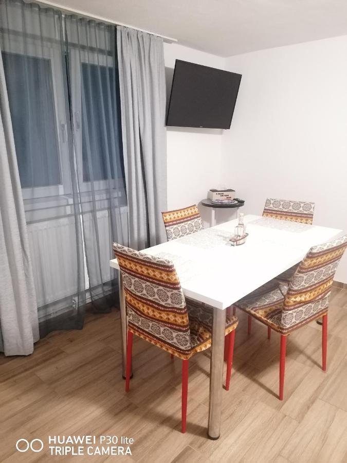 Ferienwohnung Perfekte Rast Hermannstadt Exterior foto